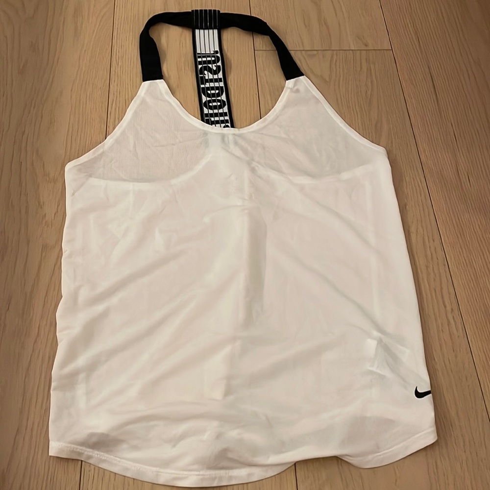 Nike drifit tank